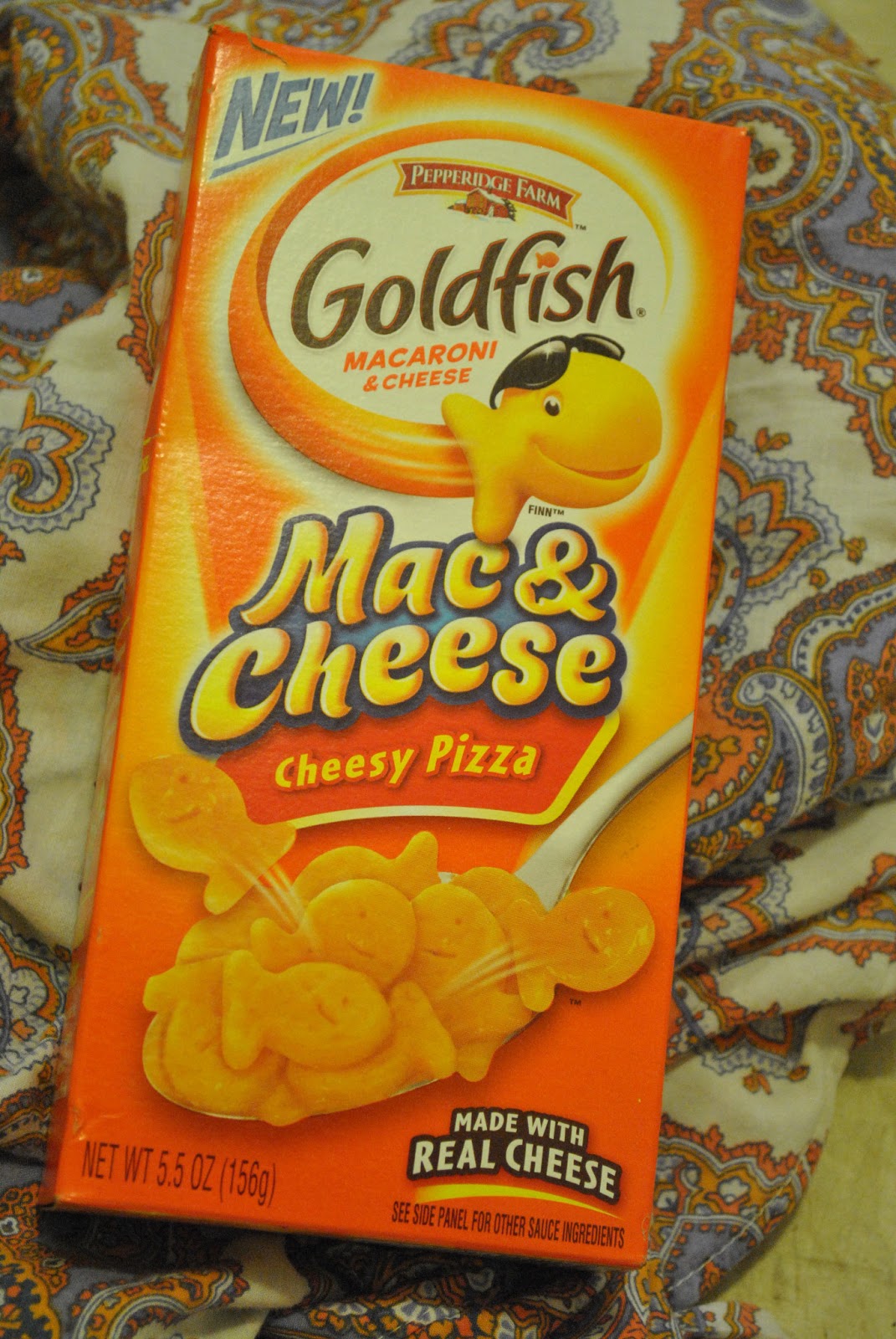 Foodette Reviews Goldfish Macaroni and Cheese Mac and Cheese Cheesy Pizza