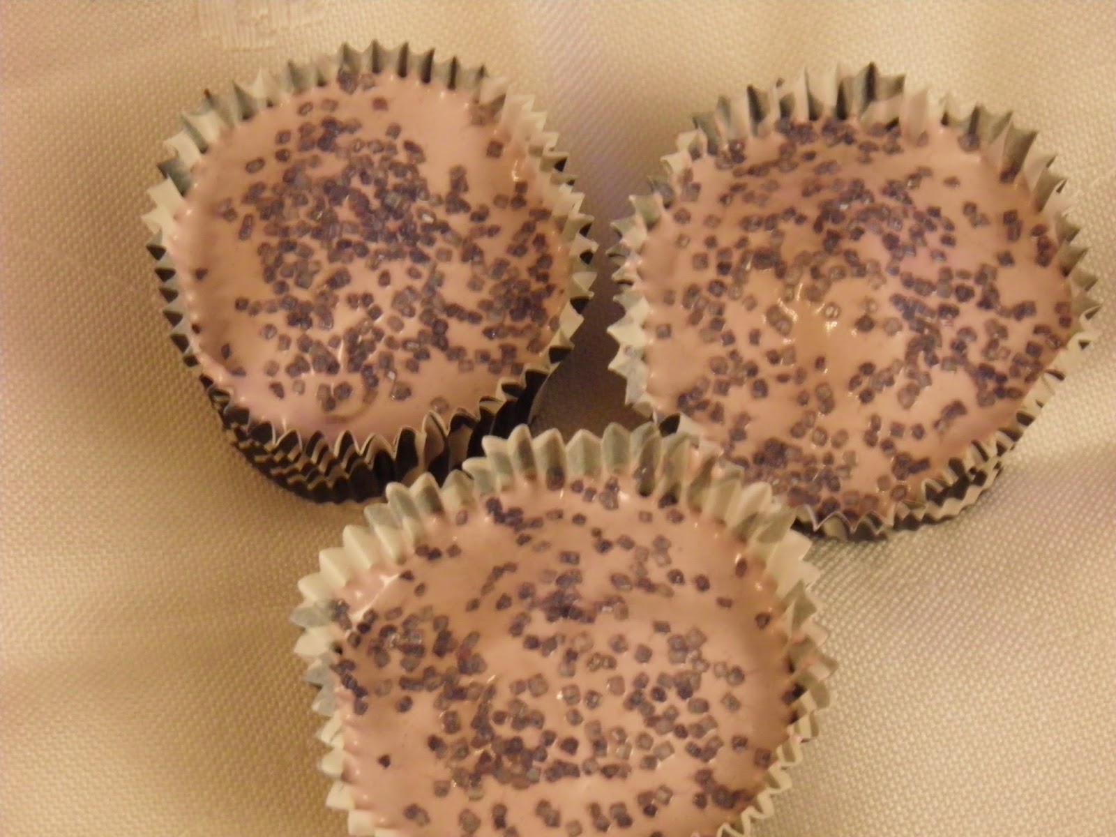 Magdalenas O Cupcakes De Violeta Y Chocolate Blanco
