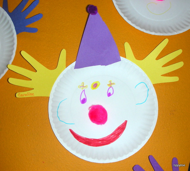 Tippytoe Crafts Clowns