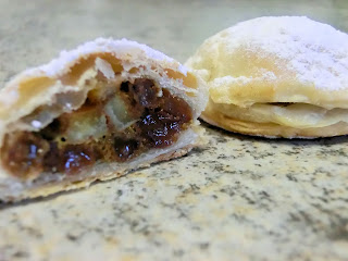 Eccles cakes