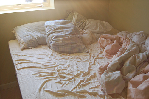 Satin Bed Sheets Pros And Cons Satin Bed Sheets Pros And Cons