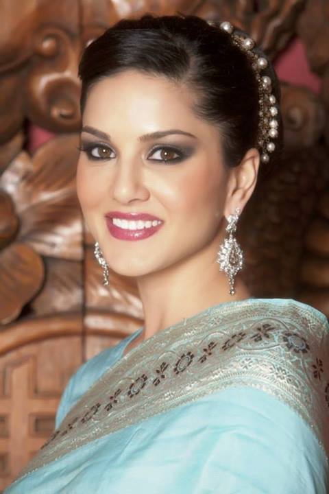 Sunny Leone Images in Saree Sunny Leone Images in Saree