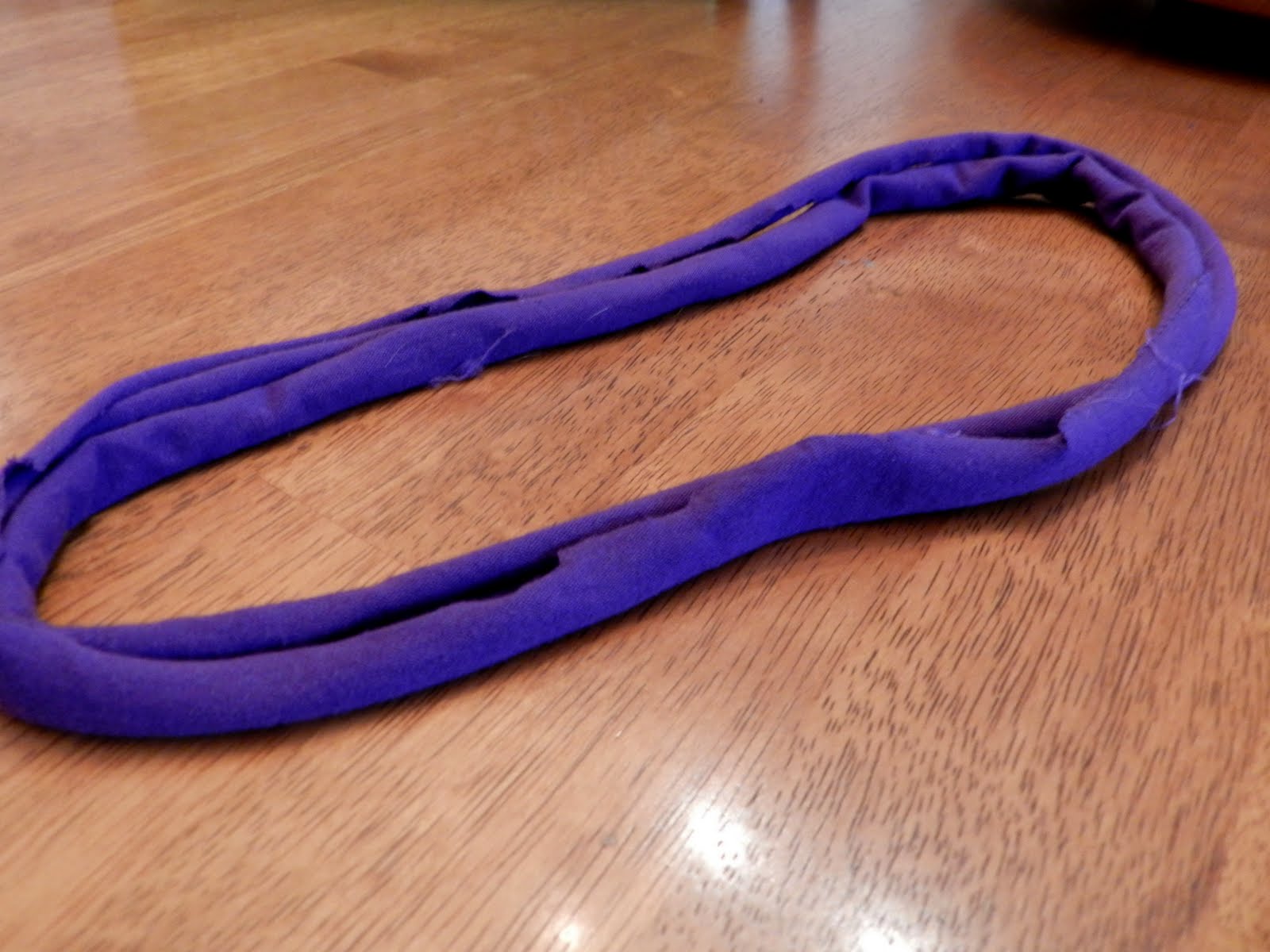 joy in the everyday TShirt Necklace Tutorial