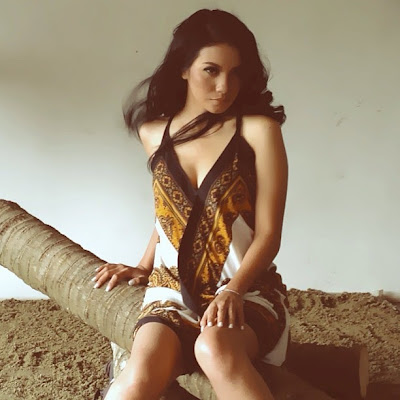Girindra Kara, Foto Model Maxim Indonesia