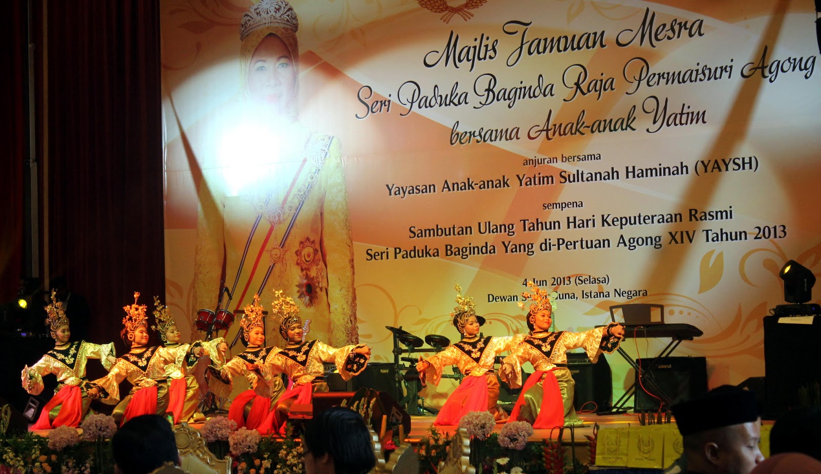 Majlis Jamuan Mesra Seri Paduka Baginda Raja Permaisuri majlis jamuan mesra seri paduka baginda raja permaisuri