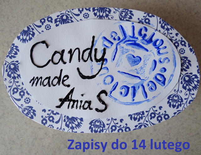 Candy w płonących motylach