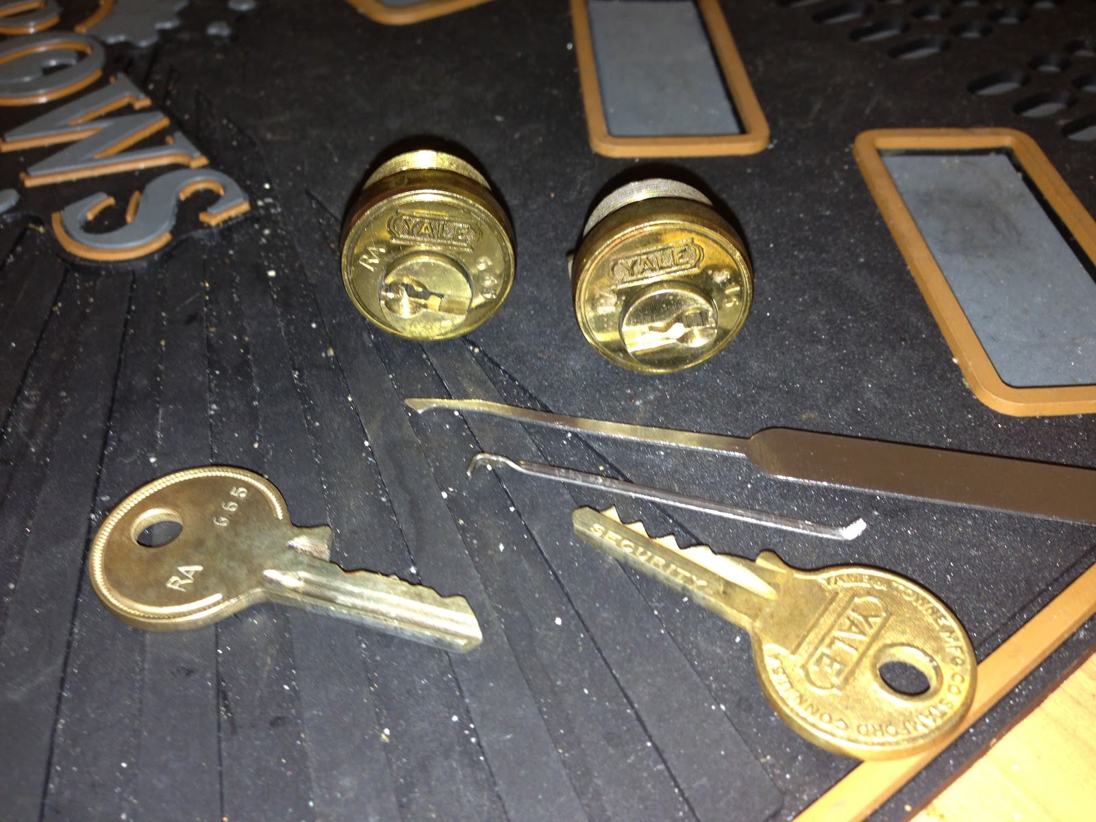 View topic Yale Peanut Cylinders . Keypicking Anything And