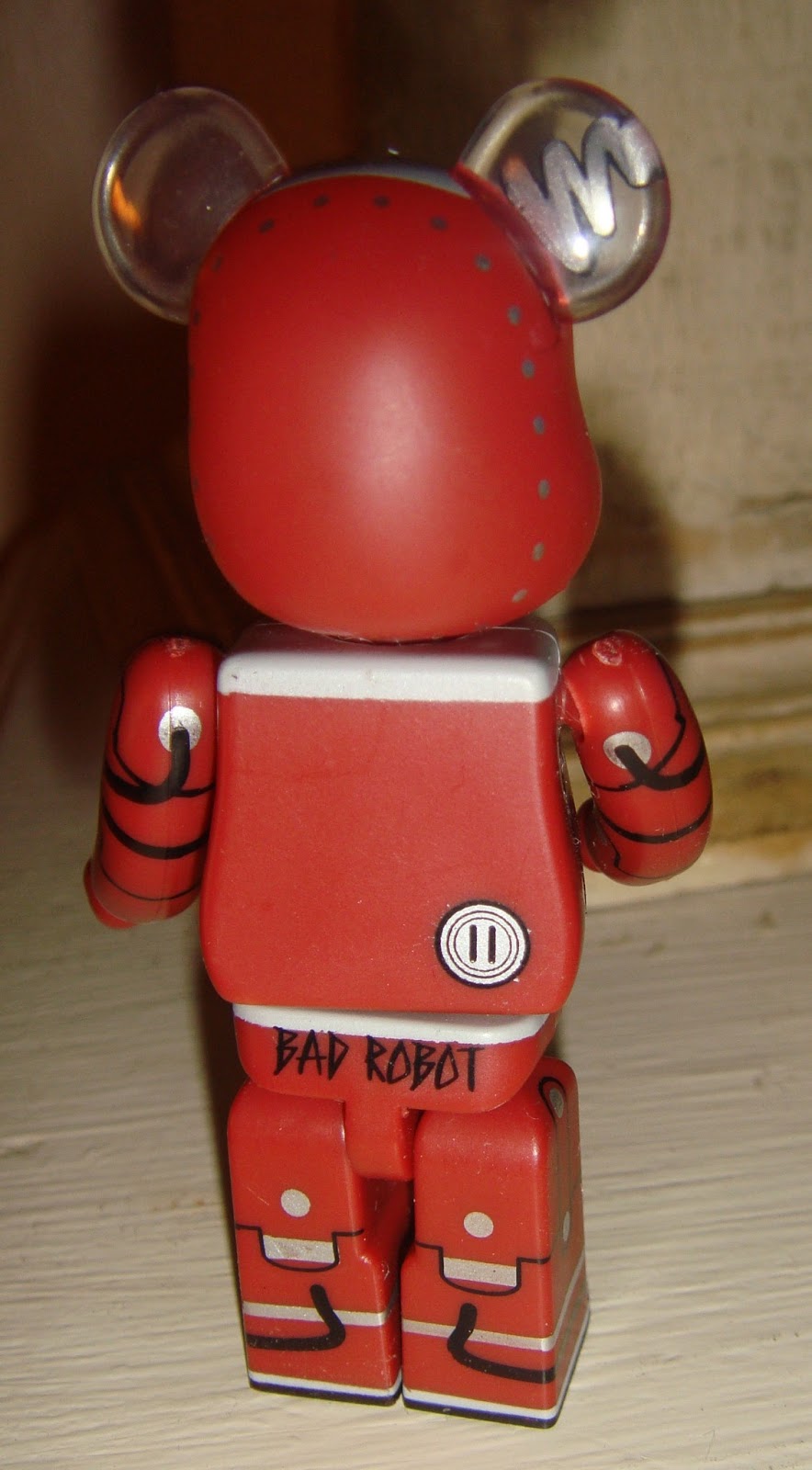 andalone Bad Robot Bearbrick