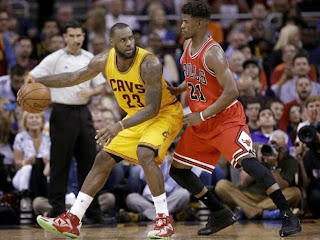 Cavaliers ponen a punto de mate la serie contra Bulls 