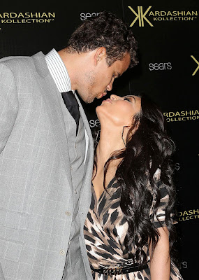 kim kardashian,kim kardashian honeymoon,kim kardashian kris humphries,kim kardashian style,kim kardashian no makeup,kim kardashian photo collection,kim kardashian Image,kim kardashian Hot sexy, kim kardashian has a perfect body,Hollywood actress sexy body,The most beautiful actress of Hollywood,class=cosplayers