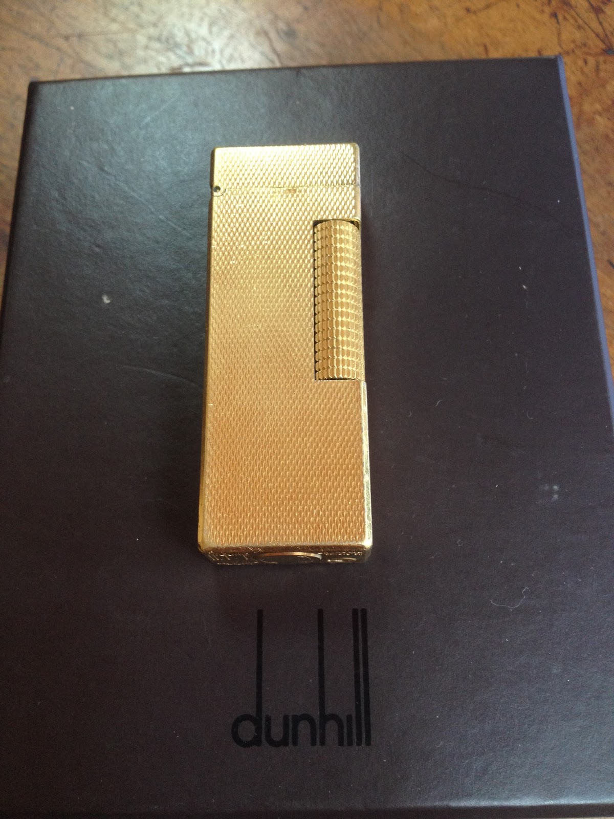 Dunhill Lighter Collection Dunhill Lighter Photographs with Information