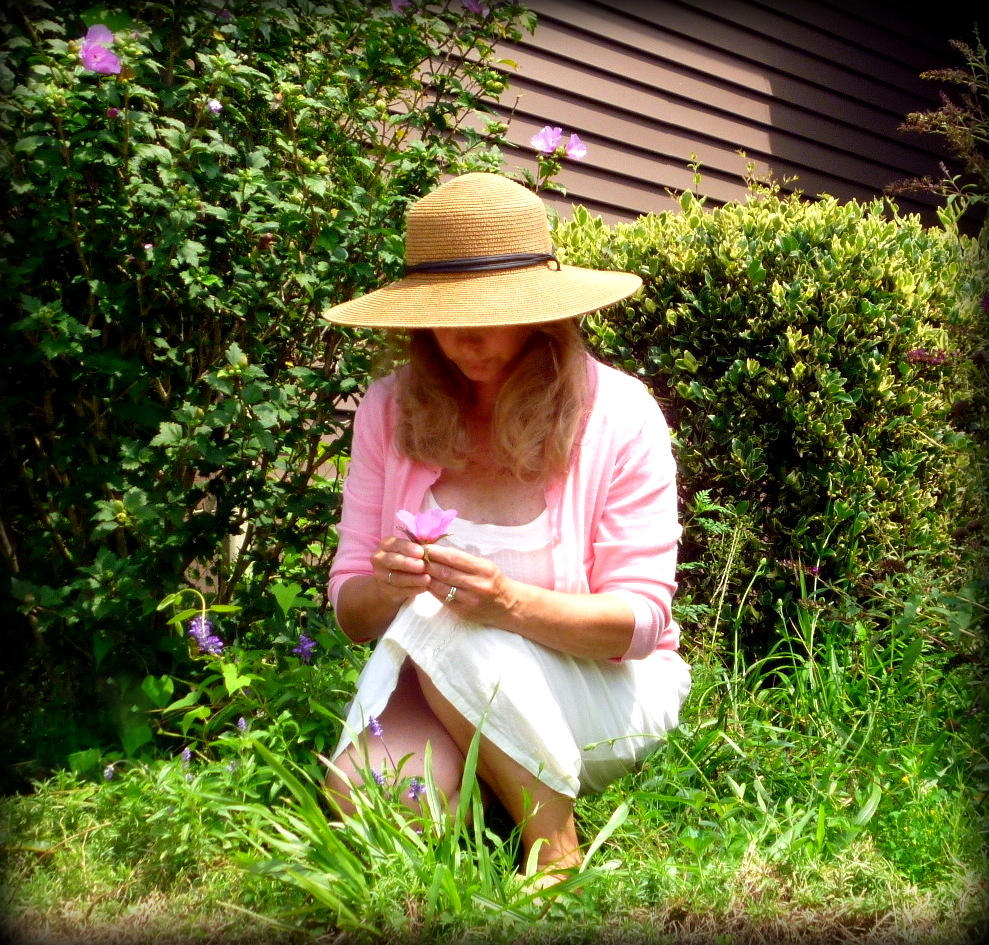 Top Ten Edible Flowers Your Chickens Will Love Fresh Eggs Daily®