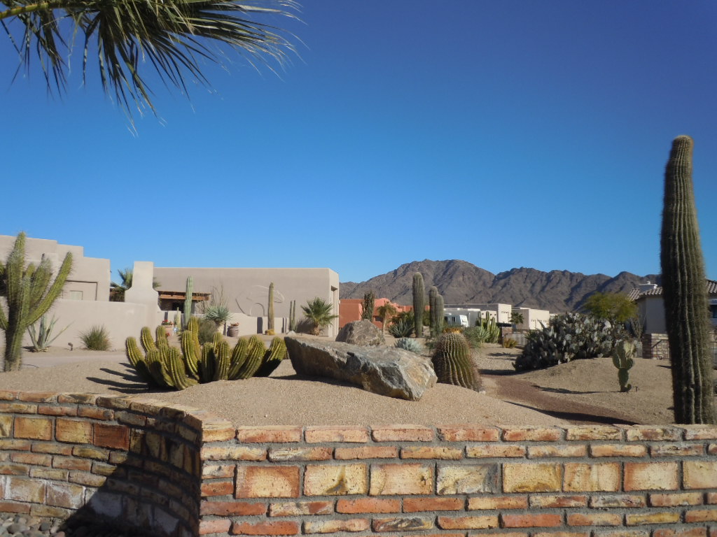 RV Voyageur Yuma Foothills RV Area...and hosting dinner!