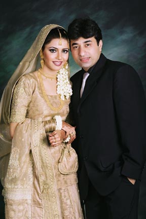 http://2.bp.blogspot.com/-pQZ0vXOzdgk/Ti7Jmt6xm7I/AAAAAAAACXY/szhNGwFvYE8/s1600/wedding+pics+of+pakistani+couples+3.jpg