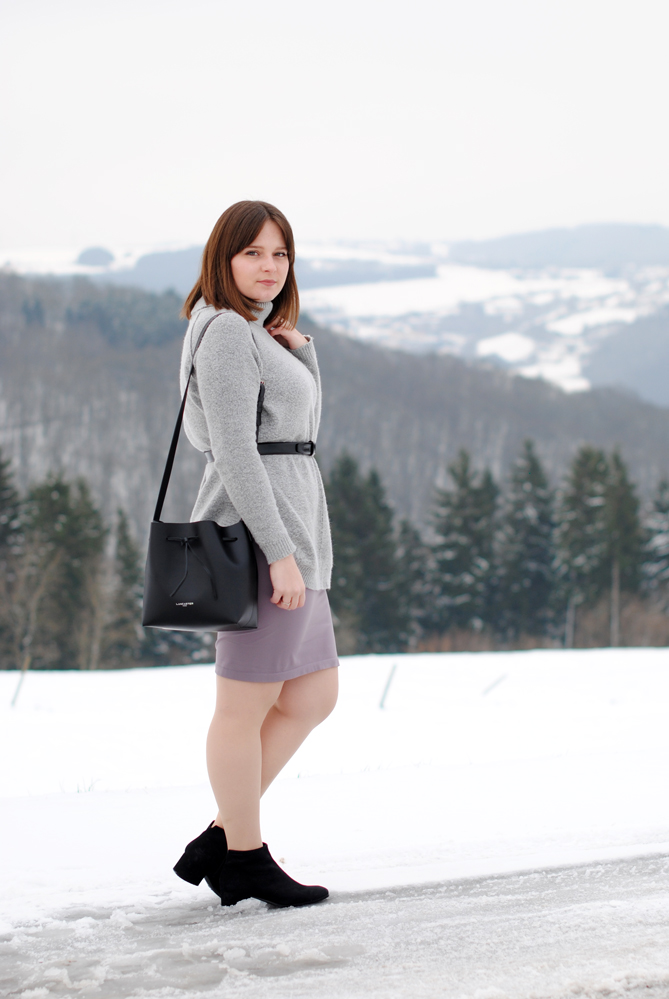 Winter Outfit Turtleneck Pencil Skirt Winter Outfit Turtleneck Pencil Skirt