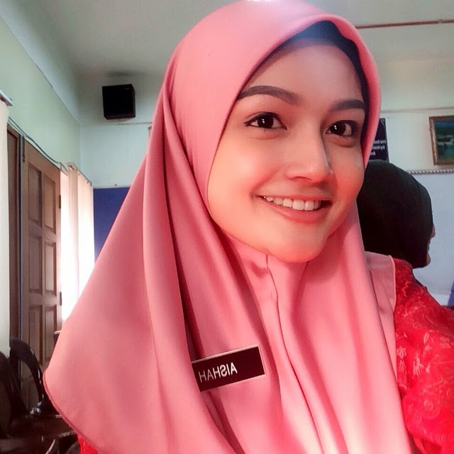 Awek Melayu Cun Comel | Seksi | Asian Girls: Gambar dan Biodata Cikgu