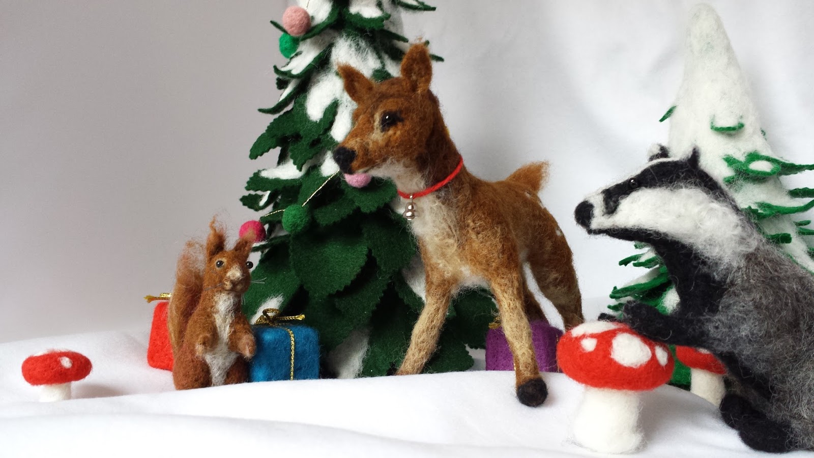 Kirstie Allsopp Handmade Christmas needle felting stars!