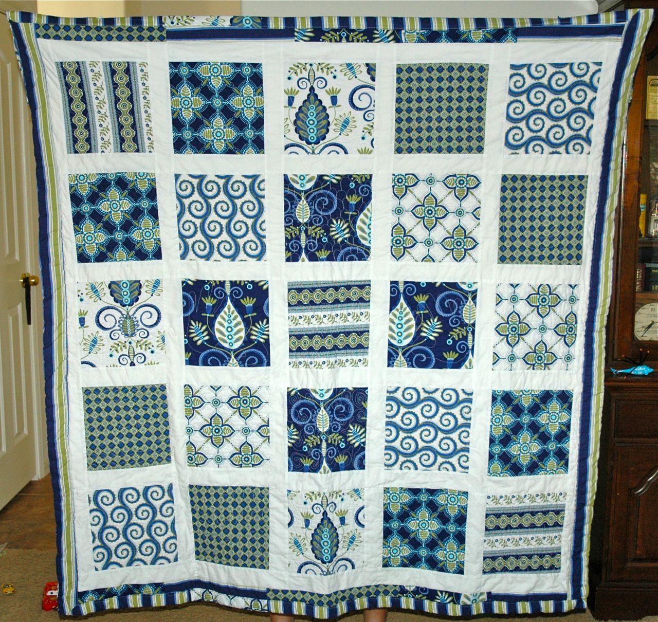 Mama Mel Loves... Quilts