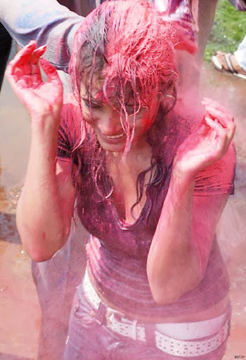 Holi celebration Hot TV actress