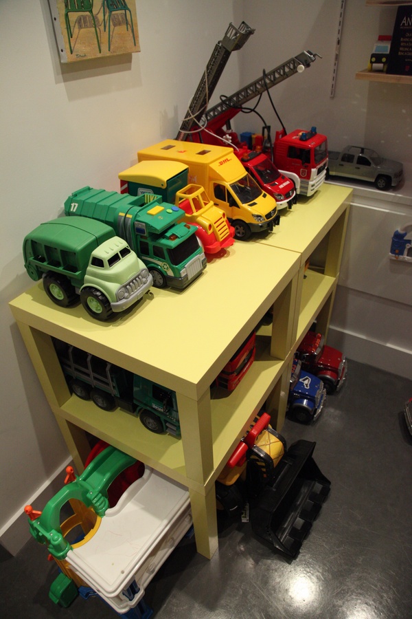 8FOOTSIX I made a mess out of this Ikea Hack and I am counting on you to help me save it!