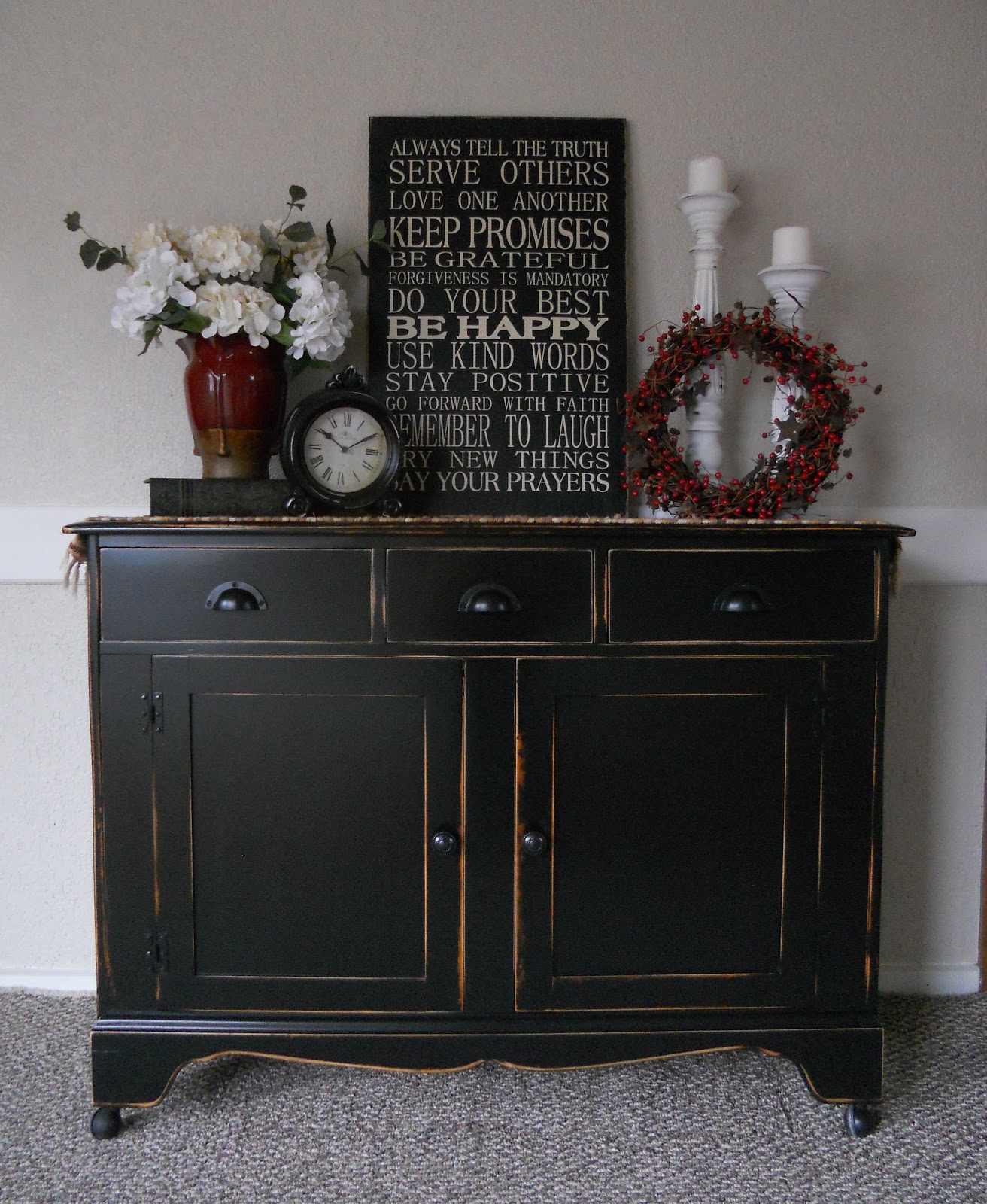 {createinspire} Black Buffet