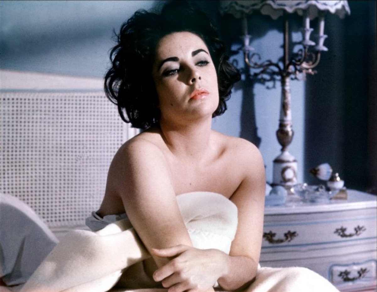 http://2.bp.blogspot.com/-pYBYtbbpgg4/T9GD6ea27BI/AAAAAAAAArQ/zbCNNDa8foQ/s1600/elizabeth-taylor-butterfield8.jpg