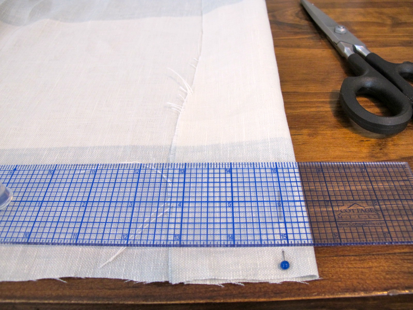 Jenny Steffens Hobick Home How to Make a Pillow Case (without a