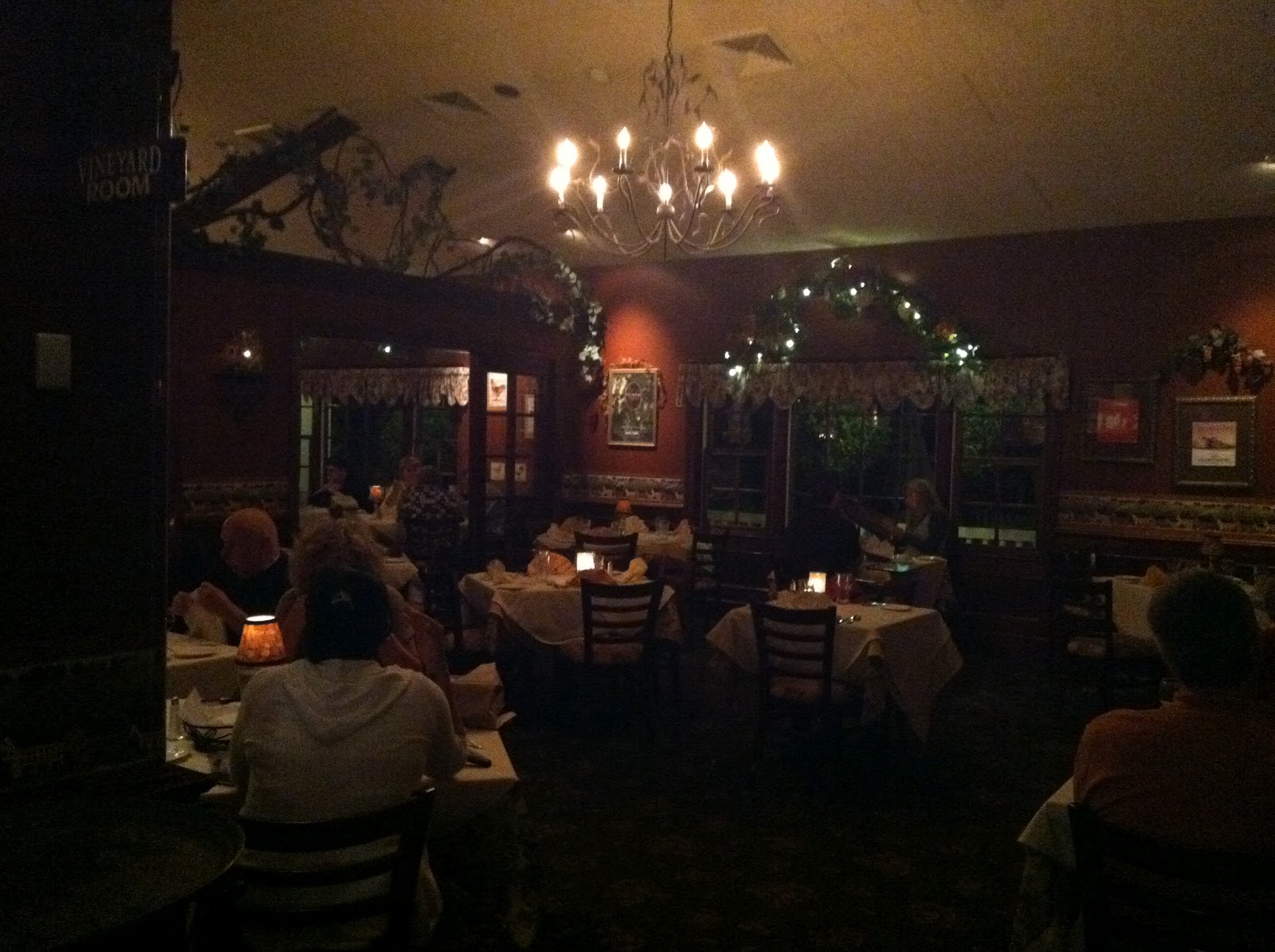 Alex & Lauren EAT Long Island Cooperage Inn Baiting Hollow