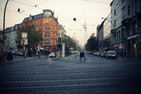 November In Berlin Meinort In 13 Akten Terrorpuppi