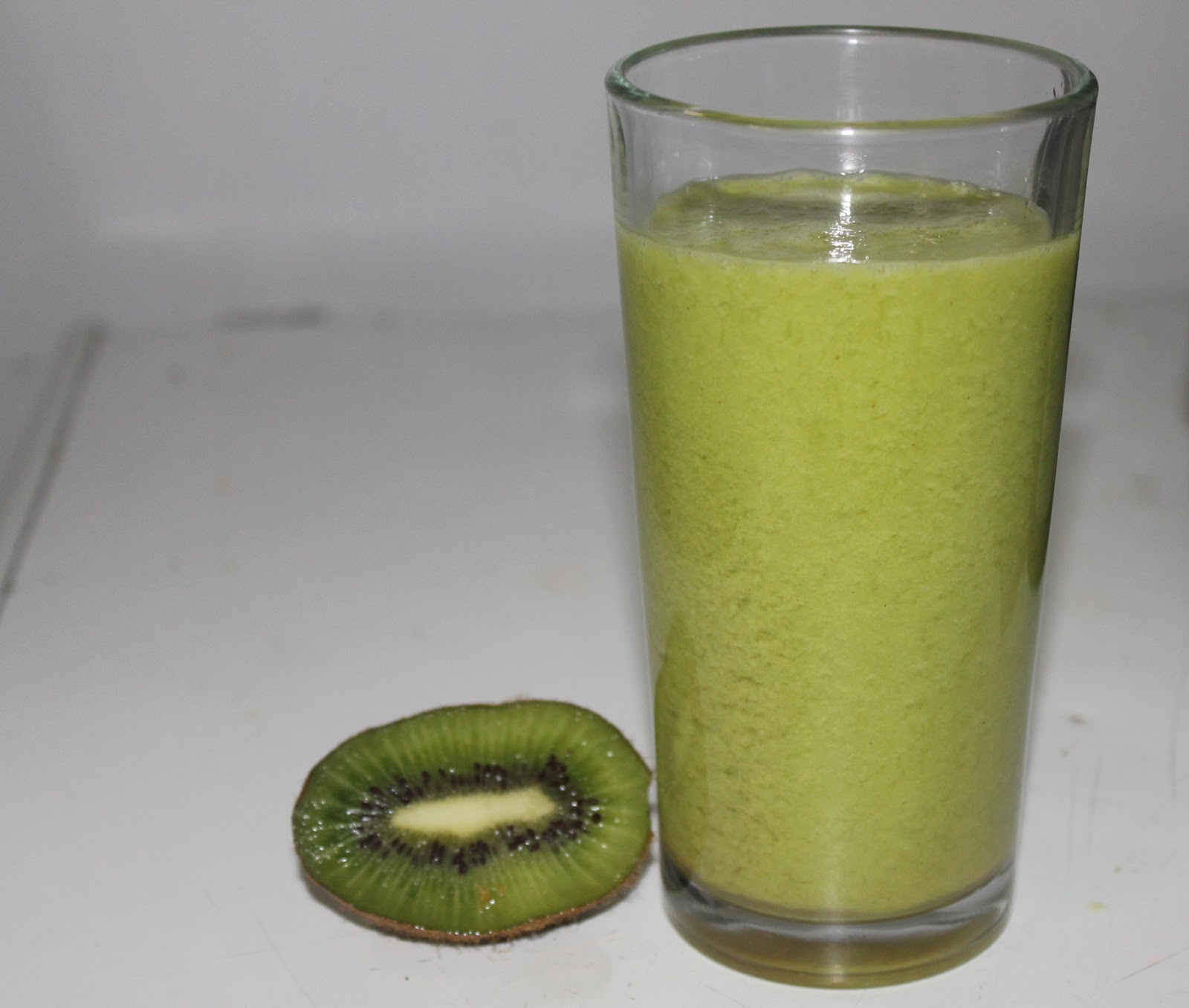 Kiwi Juice Mely's kitchen