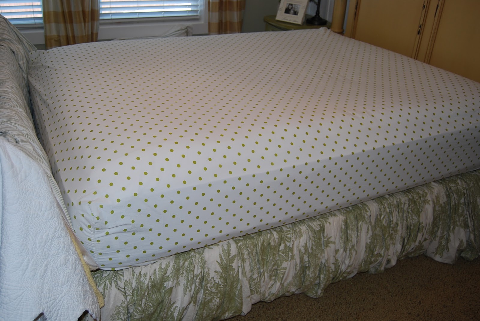 How to Make Your BedGuest Post from Homes By Heidi The Crafting Chicks