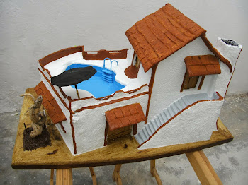 casa da piscina em papel