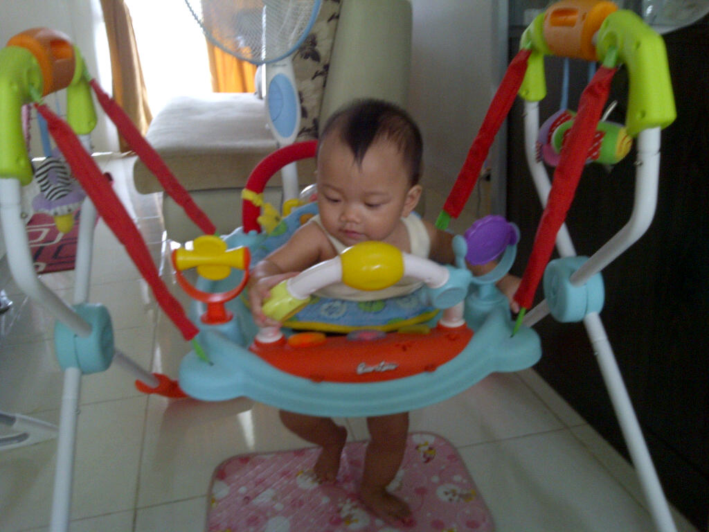 review jumperoo bayi