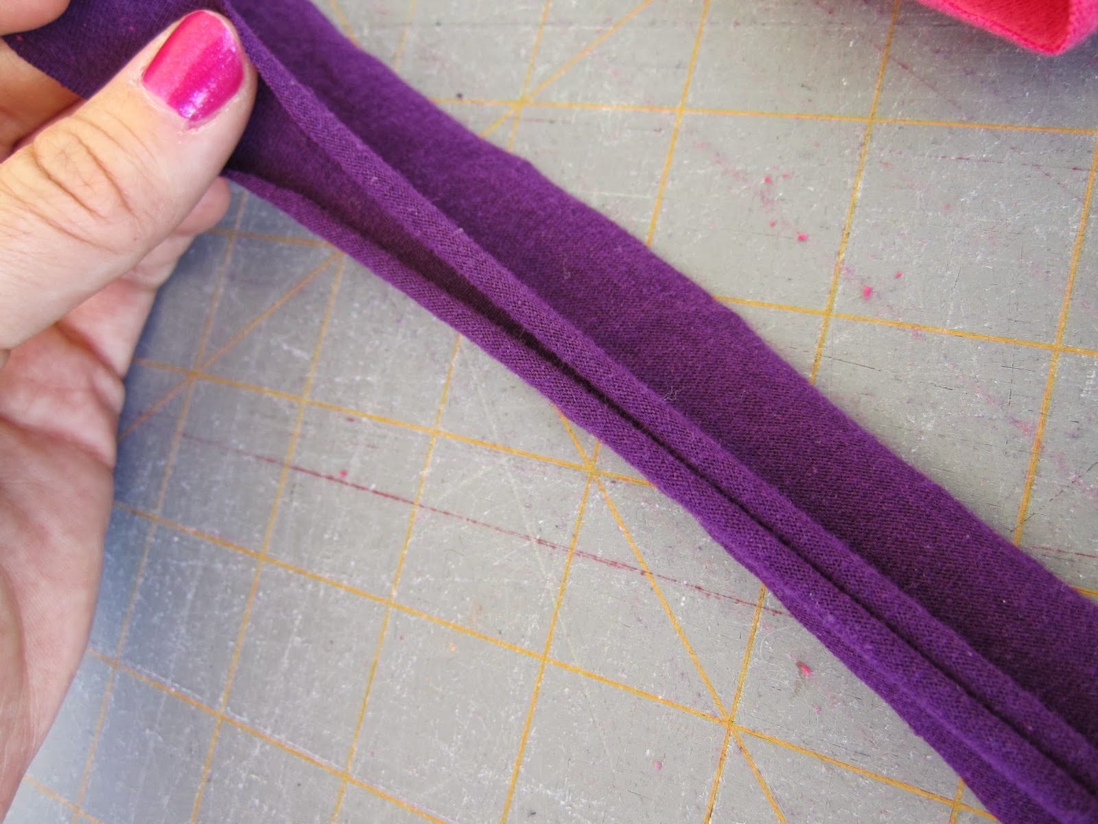 the Crafty Woman jersey knit headband tutorial