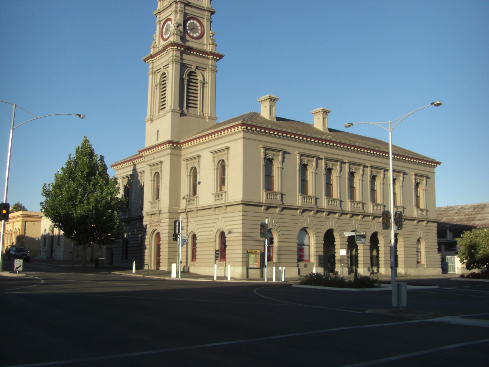 Konted's Make My Day 2 The Historic Town Of Castlemaine