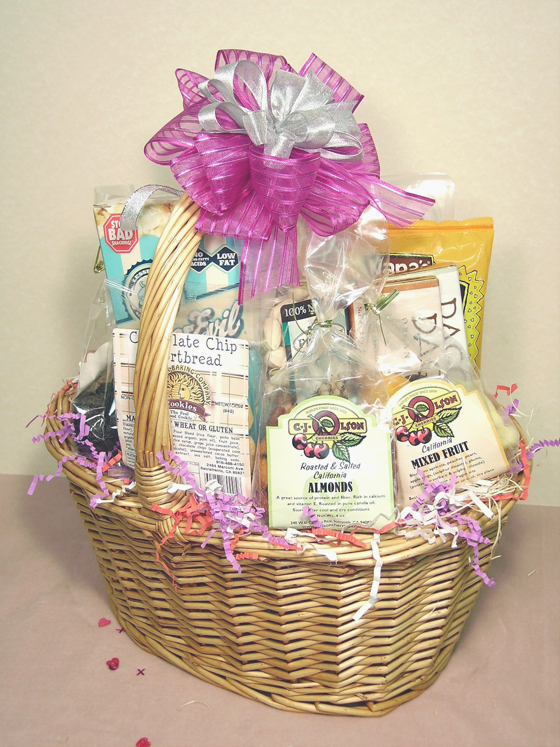 Diy gift ideas/care package/ gift basket ideas for your boyfriend to Gifts Gone Gourmet: Valentine Gift Baskets - Gluten Free