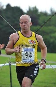 RNLI team relay at the 2012 Capesthorne Triathlon