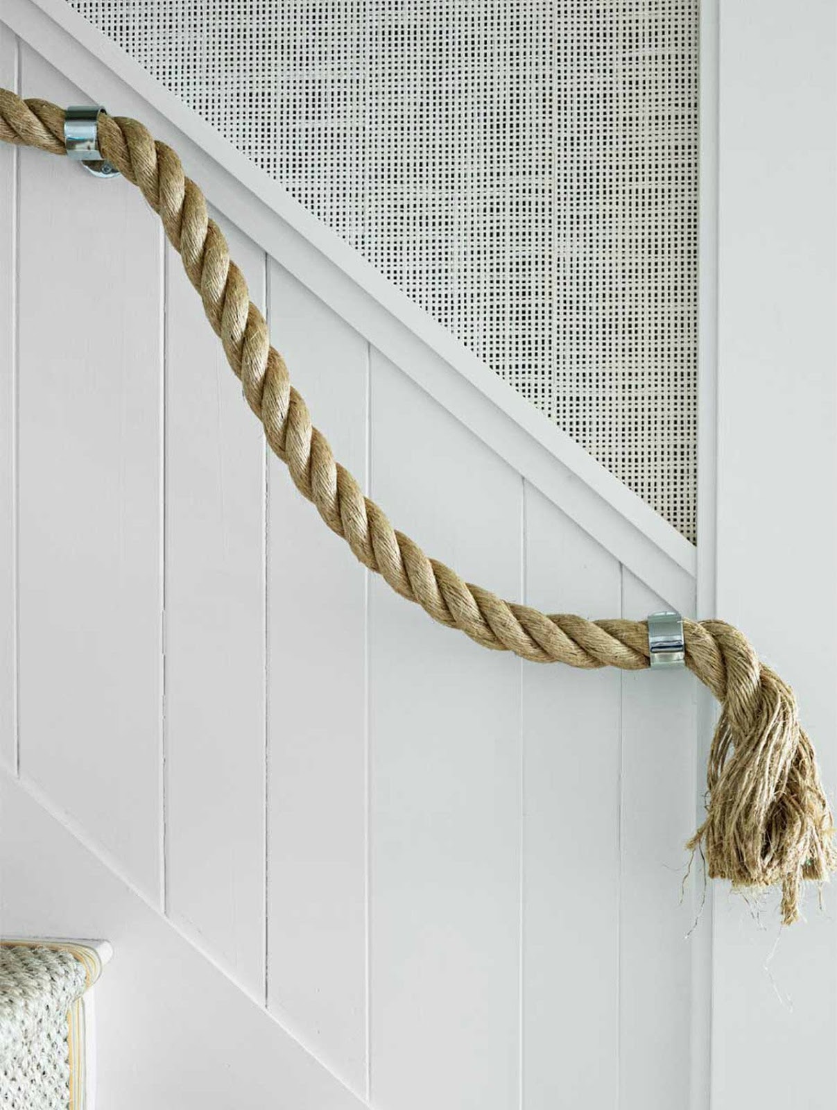 20 Innovative + Modern Ideas for Decorating with Rope Dans le Lakehouse