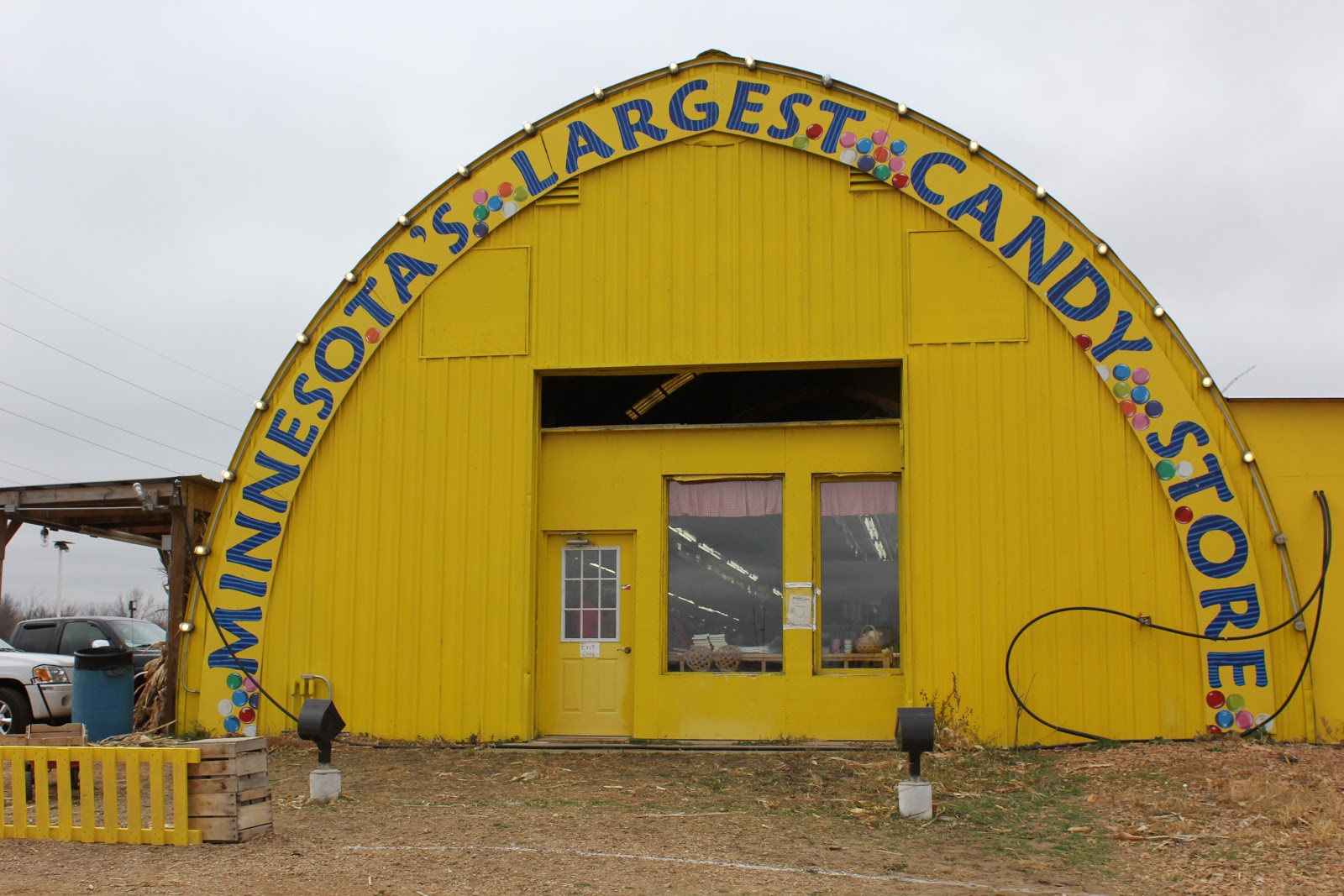 Gust Gab Minnesota S Largest Candy Store