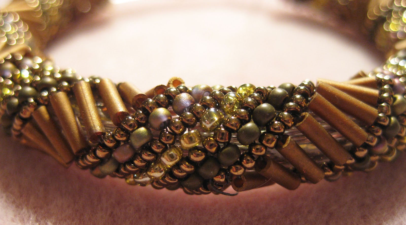 Russian+Spiral+Bead spiral stitch using japanese bugle beads and japanese seed beads