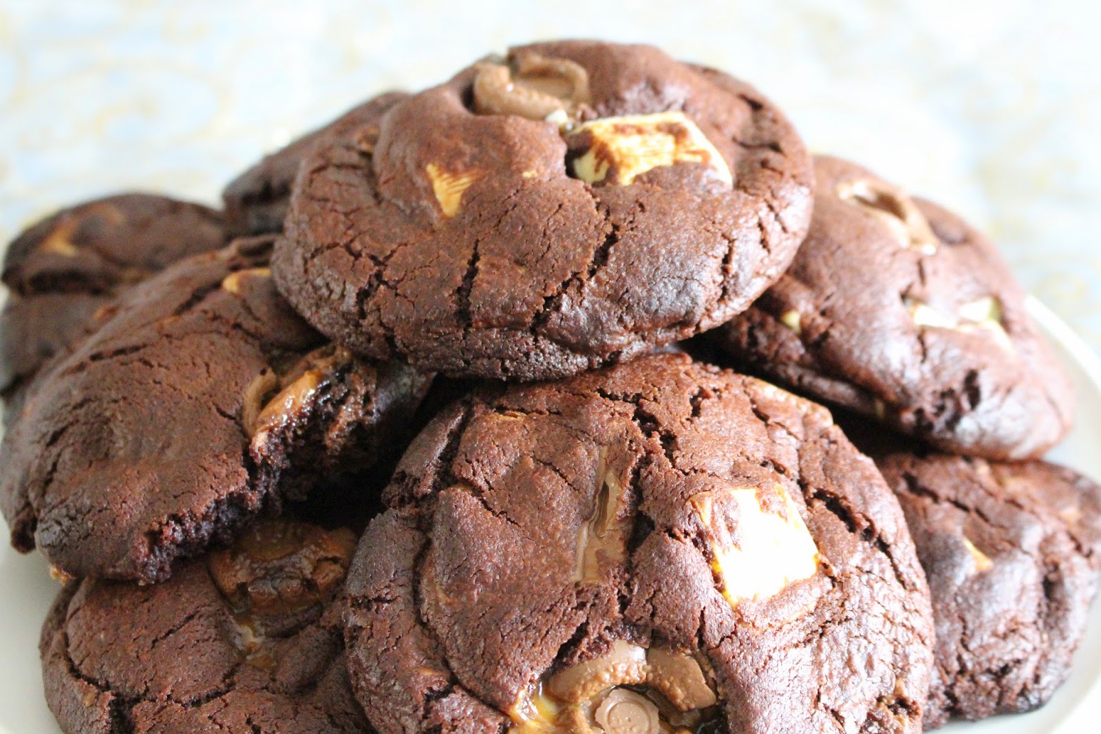 Miss CocoBlue: The BEST Chocolate Cookie Recipe
