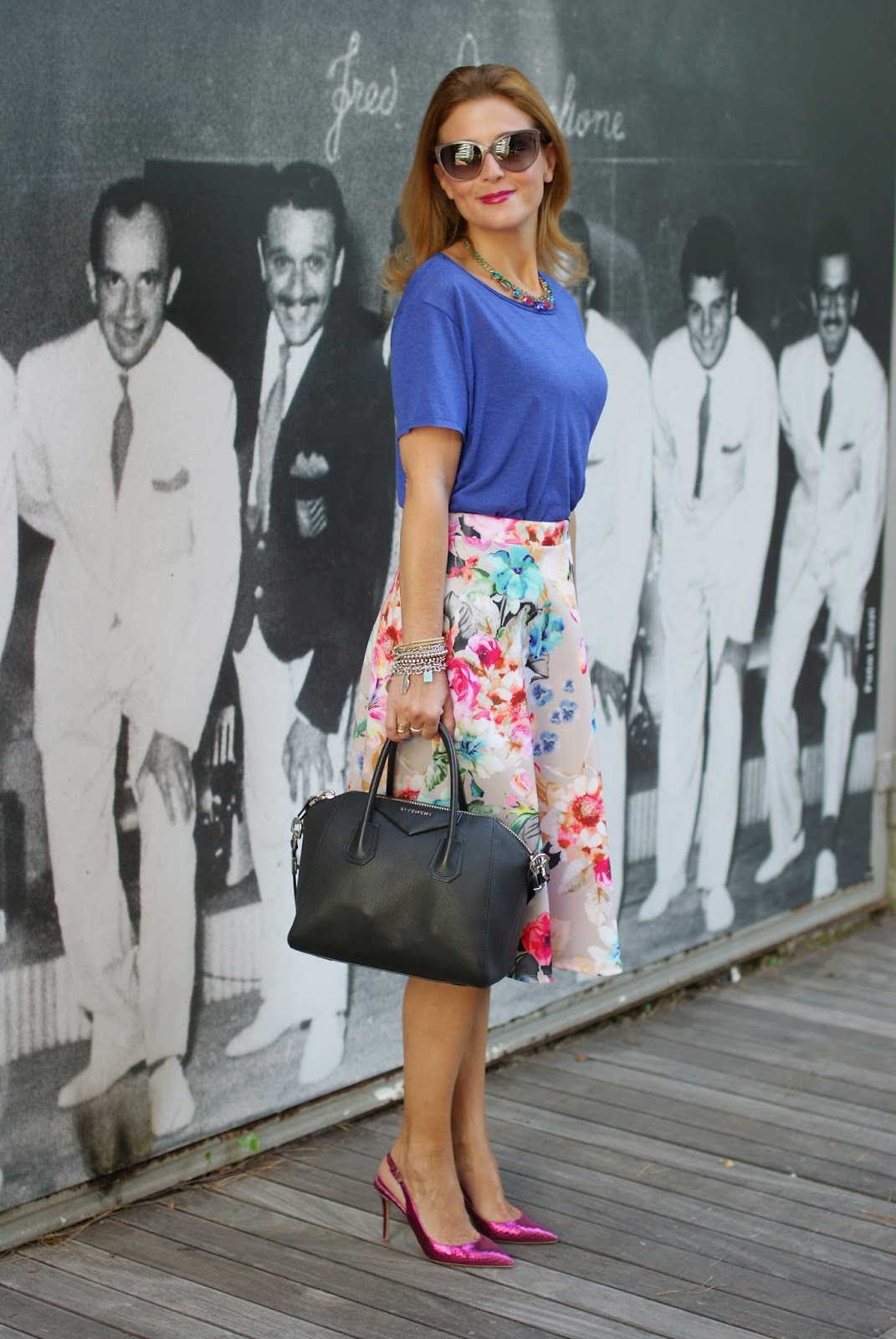 how to wear a midi skirt, Asos midi skirt, Fashion and Cookies, fashion blogger, Givenchy Antigona bag