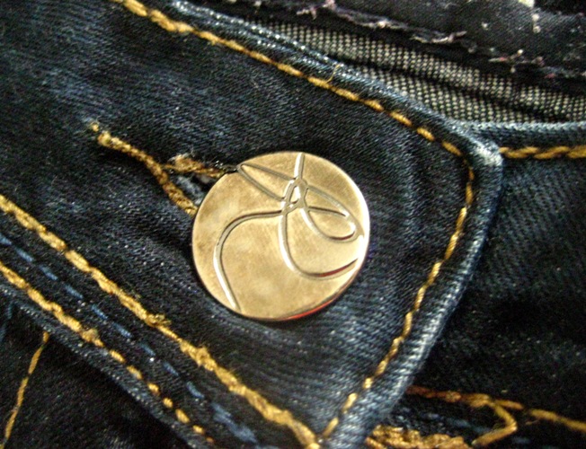 Handmade by Amo'r, Ireland How To Keep Your Jeans Zip from Falling Down