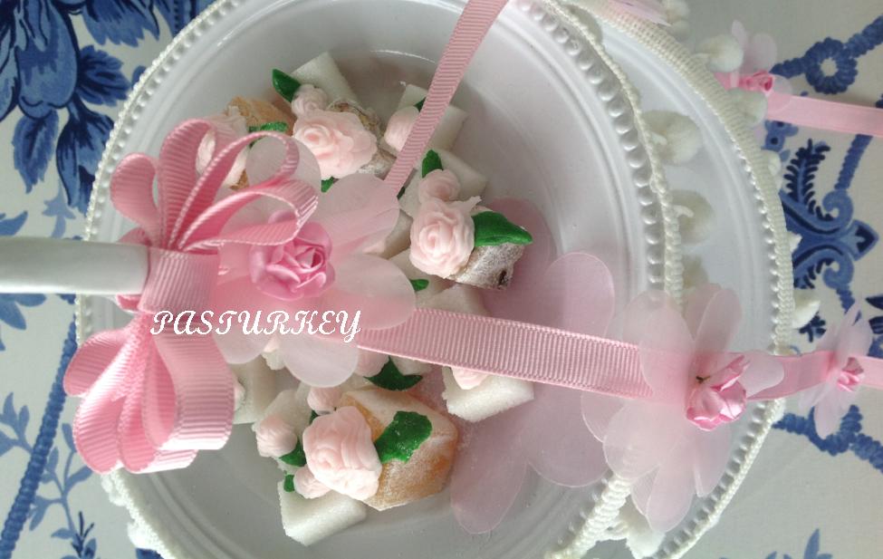 PASTURKEY KIZ BEBEK 40 MEVLÜT HEDİYELİKLERİ