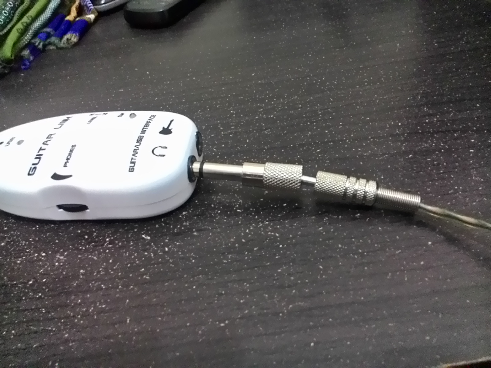 Wallpaper Gitar Laptop