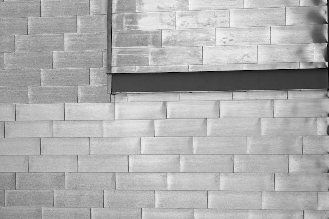 OCA - The Art of Photography: Exercise - Horizontal &amp; Vertical Lines