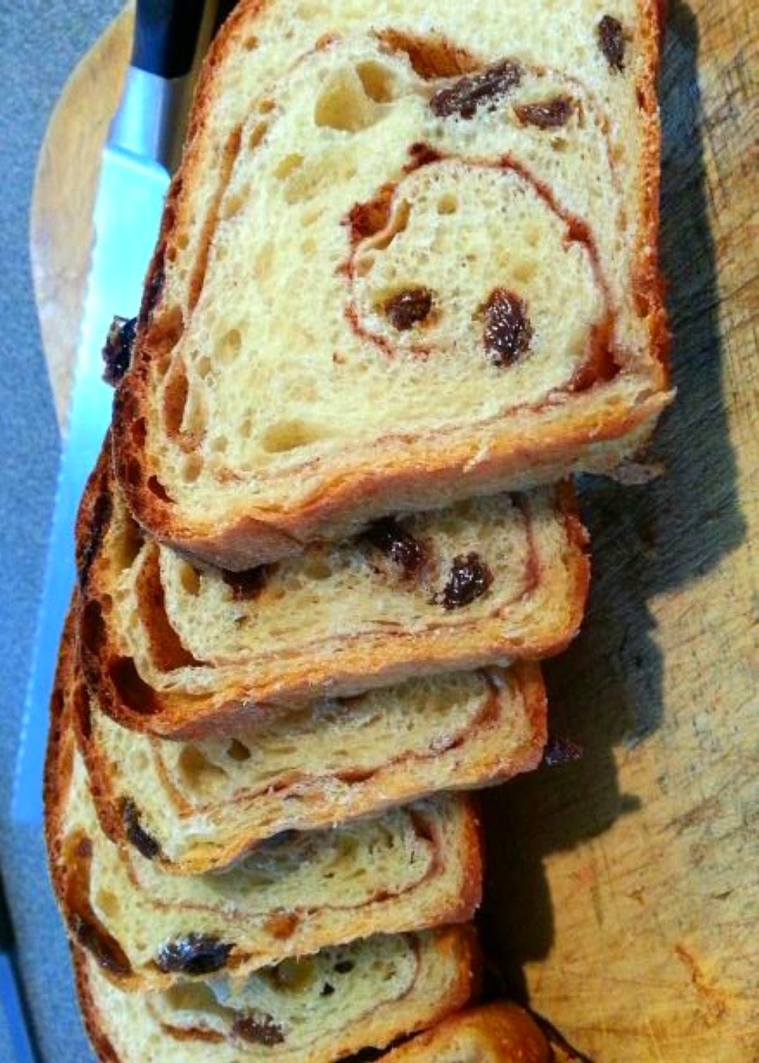 MOMMY KITCHEN BOX World's Best Cinnamon Raisin Bread (Not Bread Machine)