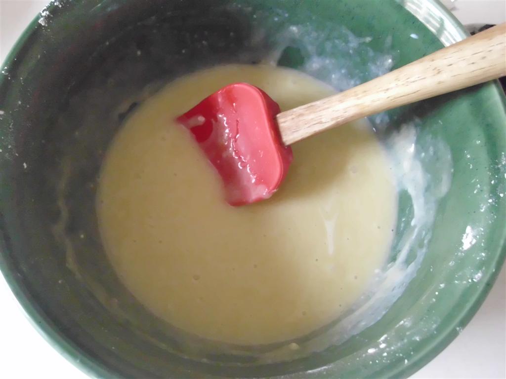 The DoItYourself Mom DIY Ice Cream Cones Making Ice Cream Cones