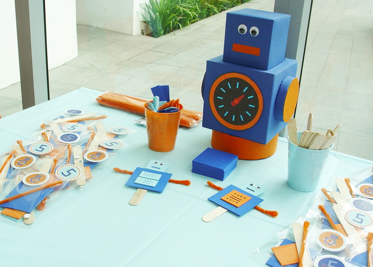 Les Enfants, Stylish Children's Parties Blog Real Party Robot Birthday