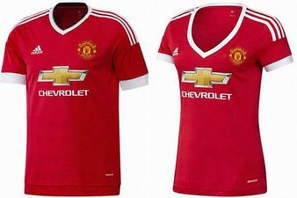 prima luna: ADIDAS E MANCHESTER UNITED PRESENTANO LA MAGLIA DA DONNA CHE FA DISCUTERE